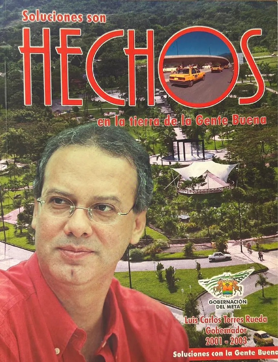 Portada original de Revista Hechos